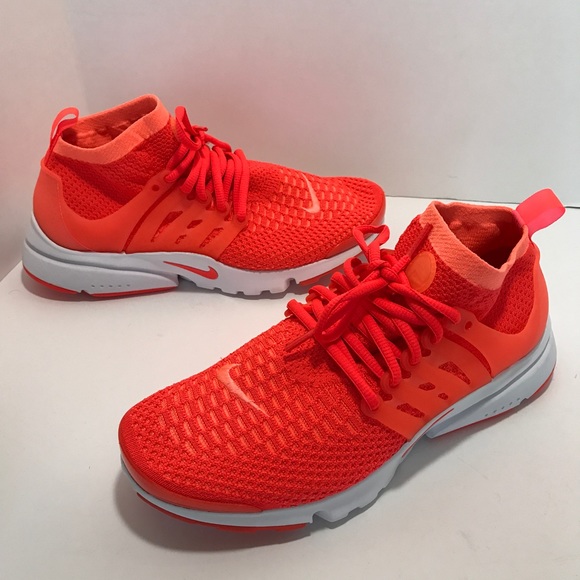 nike flyknit donne presto scarpe crimson sz 9 poshmark nike flyknit donne presto scarpe crimson sz 9 poshmark